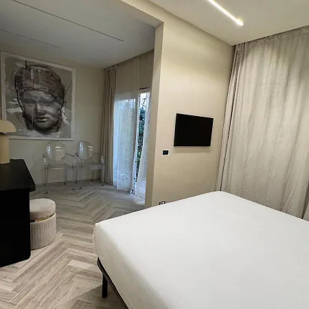 Holiday home Aphrodite With Jacuzzi Pool Florence