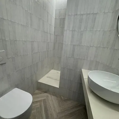Aphrodite With Jacuzzi Pool Holiday home *